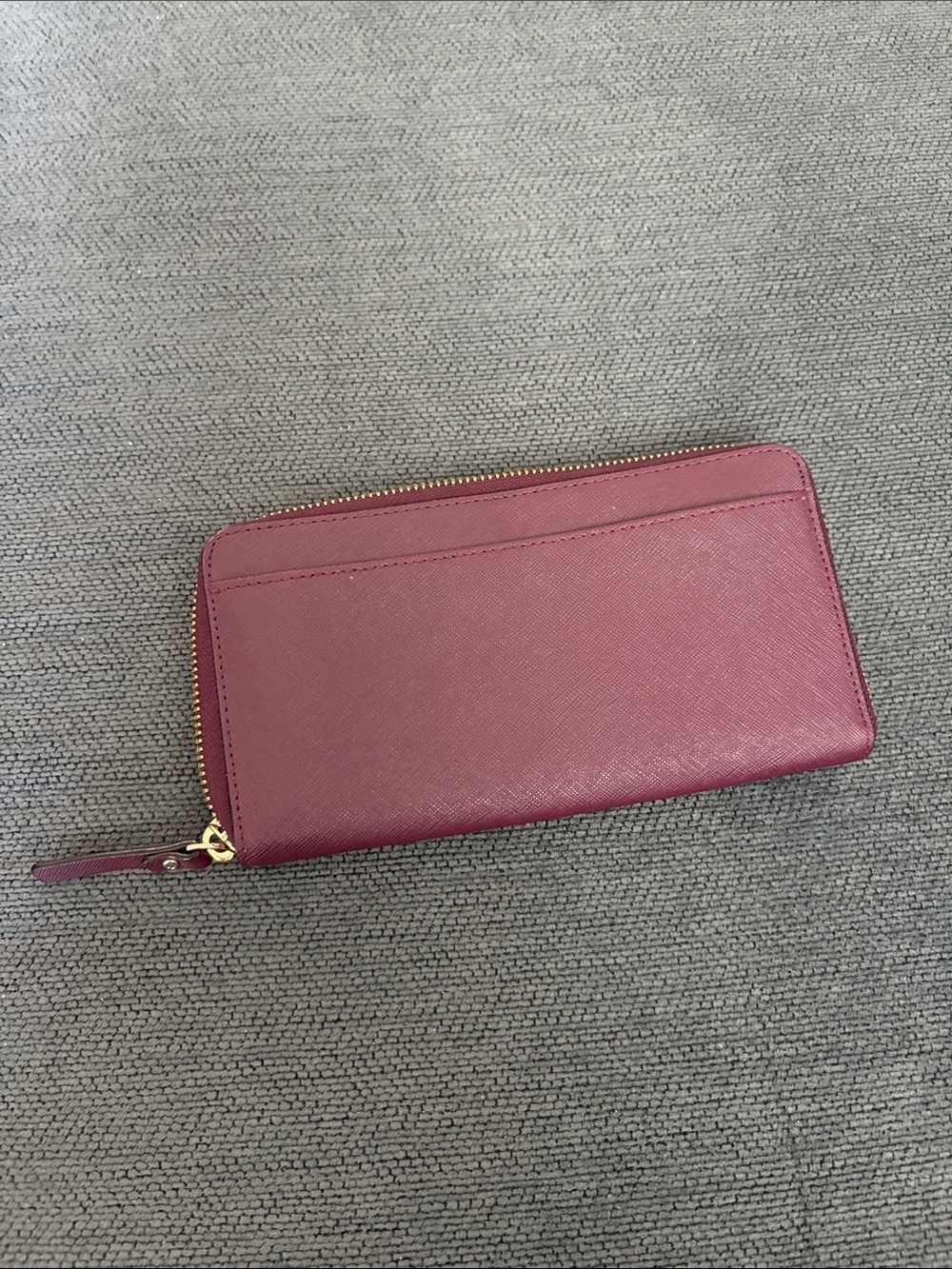 Kate Spade New York Zip Around Wallet | Plum Burgundy Saffiano Leather NWOT - Picture 6 of 10